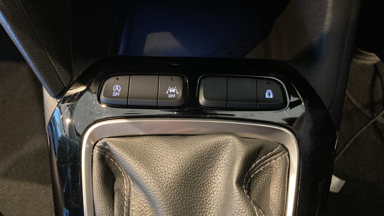 Vauxhall Corsa 1.2 SE 5dr Petrol Hatchback